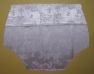 PRÁDLOVÝ SATÉN STARORŮŽOVÝ