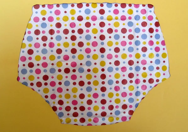 PUNTÍKATÉ PVC - fólie