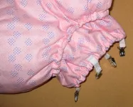 VYCPANÉ KALHOTKY S VNITŘNÍ KAPSOU A NOHAVIČKAMI S PODVAZKY